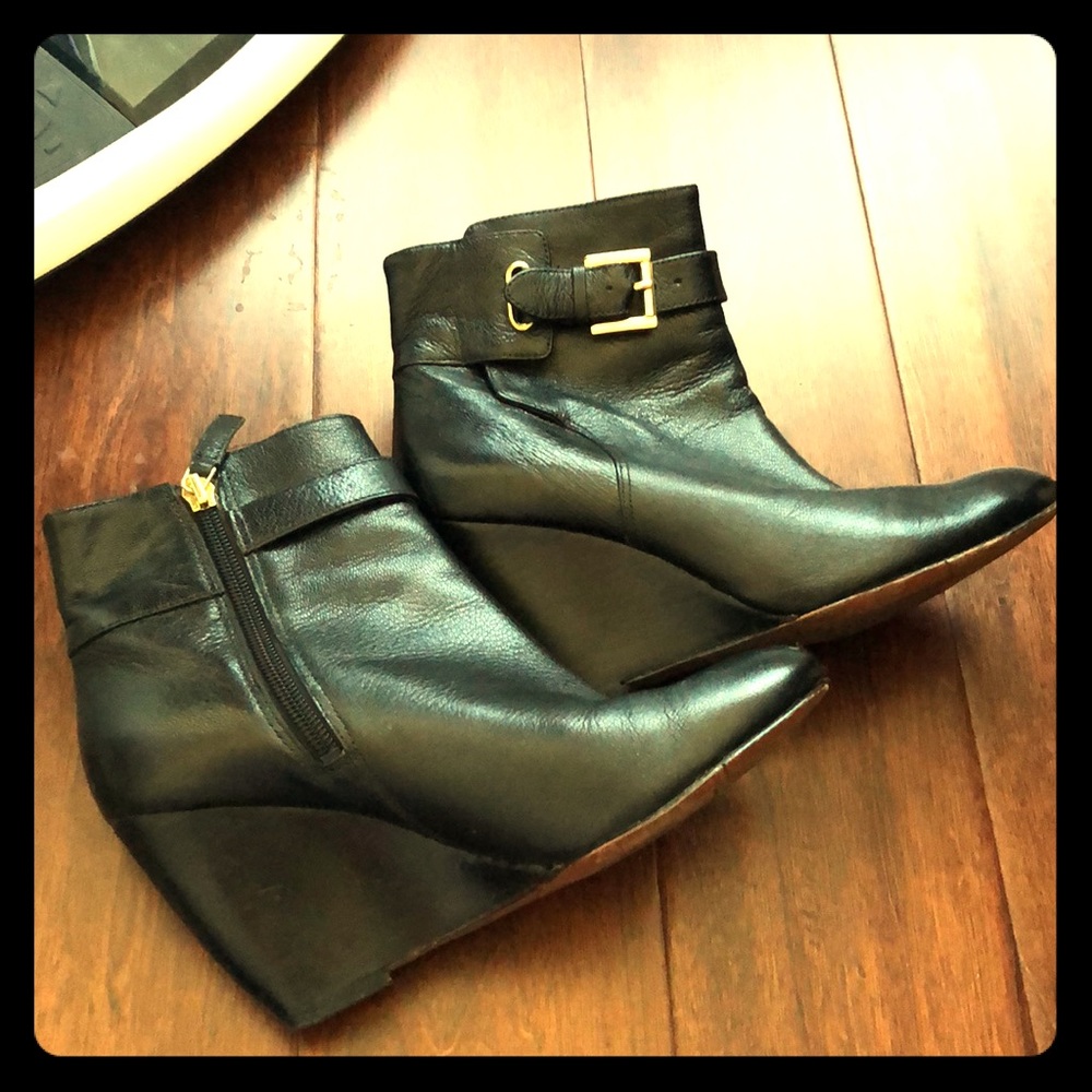 Leather booties Nine West